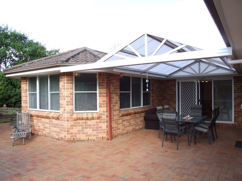 4 Cornwall Place, Bella Vista NSW 2153