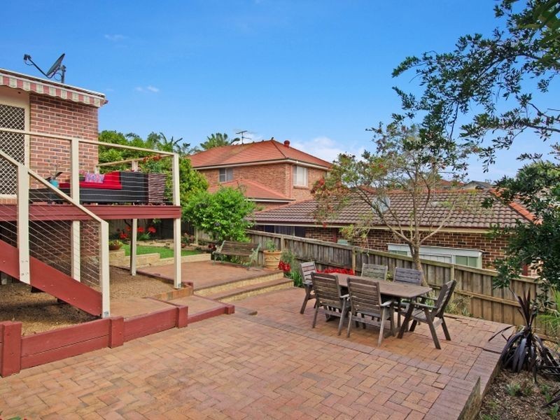 8 Crestview Drive, Glenwood NSW 2768