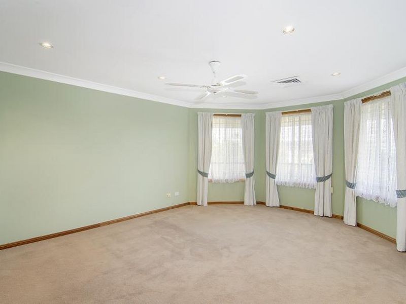 13 Salvestro Place, Bella Vista NSW 2153