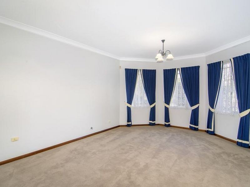 13 Salvestro Place, Bella Vista NSW 2153