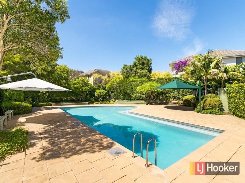 9 Goldfinch Crescent, Bella Vista NSW 2153