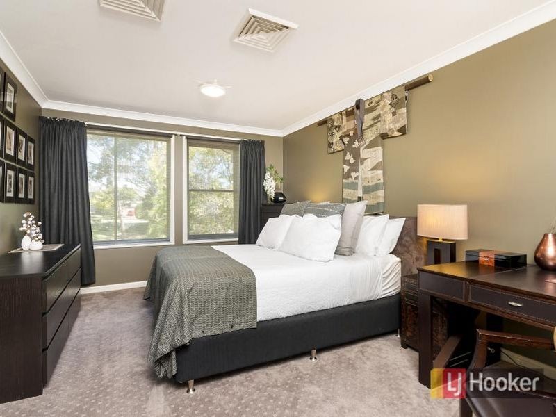 9 Goldfinch Crescent, Bella Vista NSW 2153