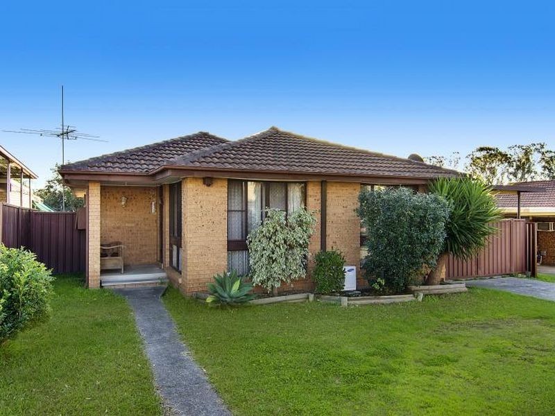 68 Hyatts Road, Oakhurst NSW 2761