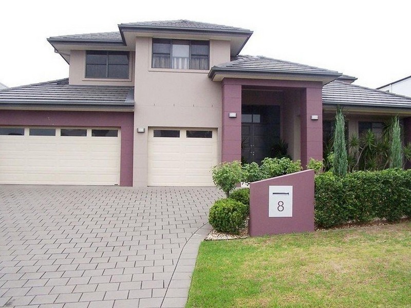 8 Ashburn Close, Bella Vista NSW 2153