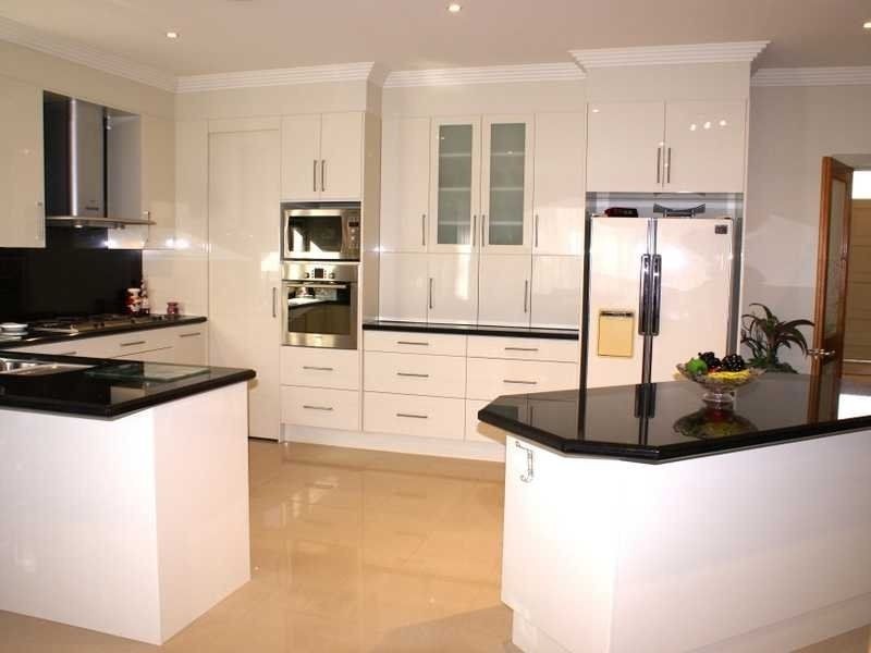 8 Ashburn Close, Bella Vista NSW 2153