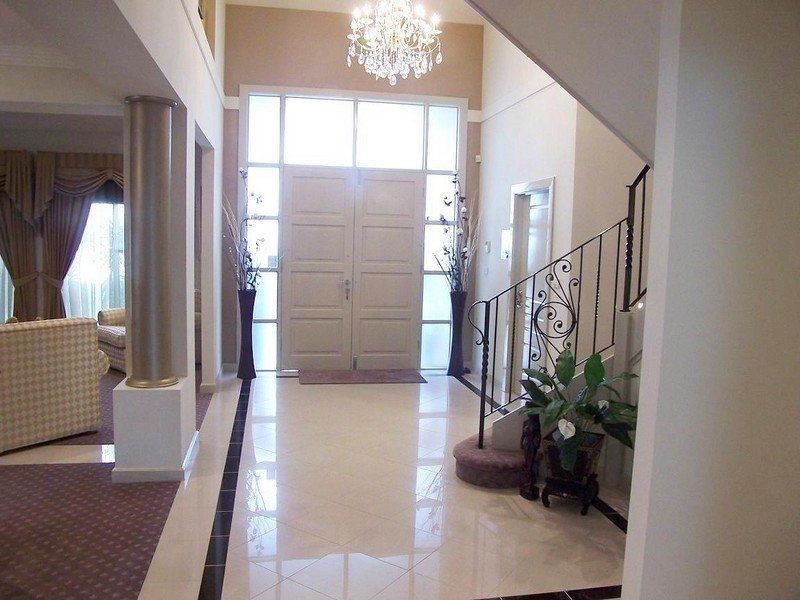 8 Ashburn Close, Bella Vista NSW 2153