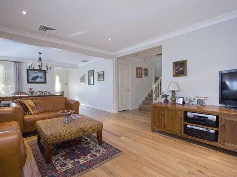 1 Egret Close, Bella Vista NSW 2153