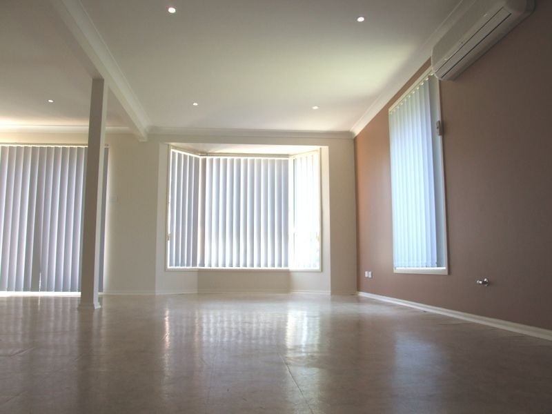 19 Landy Pl, Kellyville NSW 2155