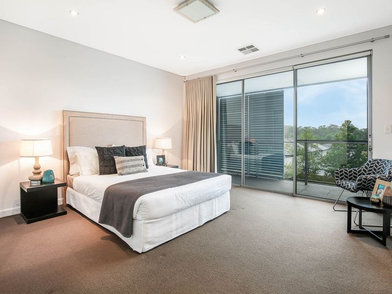 42 Peninsula Way, Baulkham Hills NSW 2153