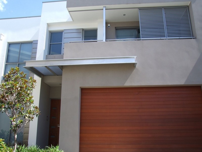 10 Peninsula Way, Bella Vista NSW 2153