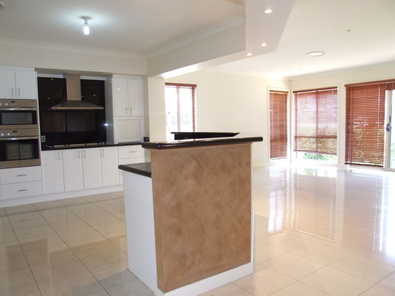 34 Prestige Av, Bella Vista NSW 2153