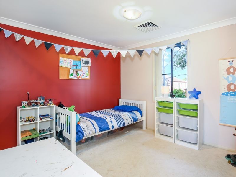 19 Sussex Road, Kellyville NSW 2155