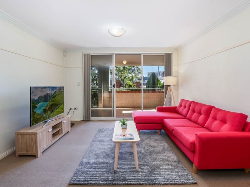 2/1A James Street, Baulkham Hills NSW 2153