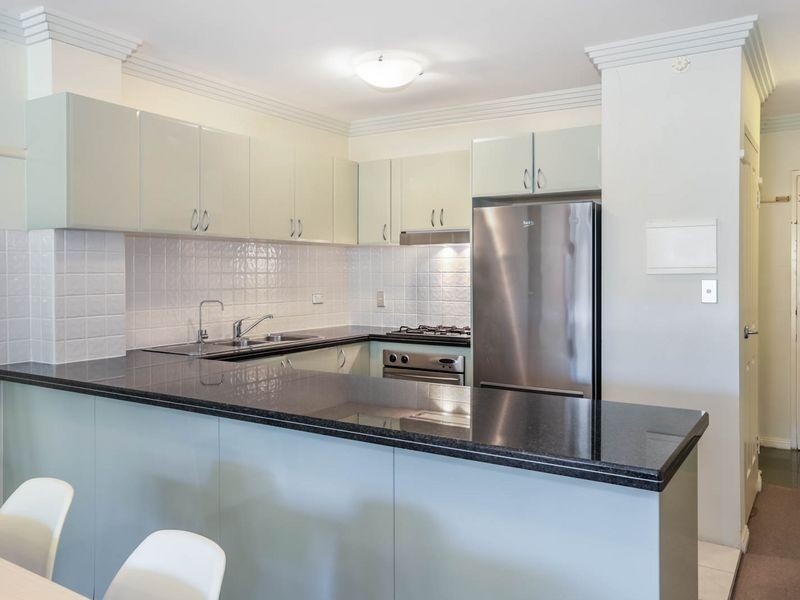 2/1A James Street, Baulkham Hills NSW 2153