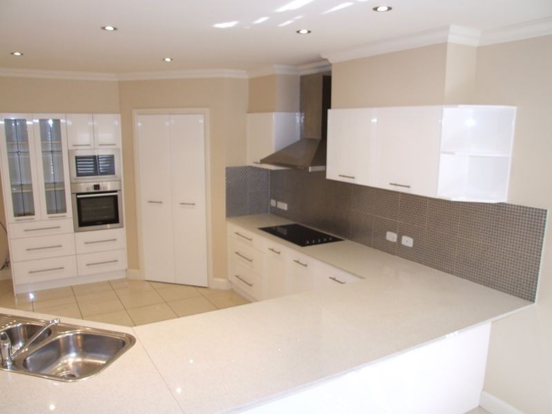 1 Calais Place, Castle Hill NSW 2154