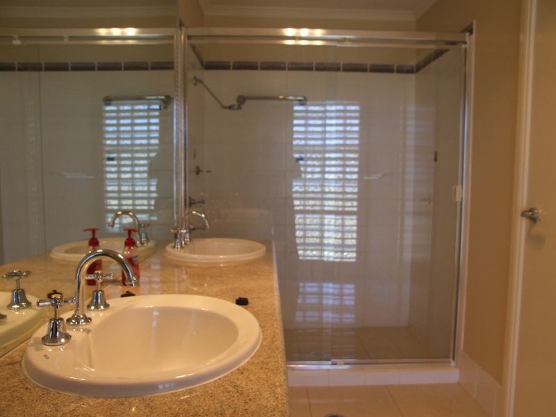 1 Calais Place, Castle Hill NSW 2154