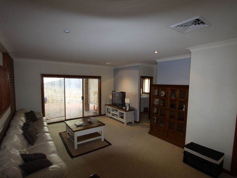 5 Cornwall Place, Bella Vista NSW 2153