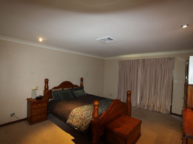 5 Cornwall Place, Bella Vista NSW 2153