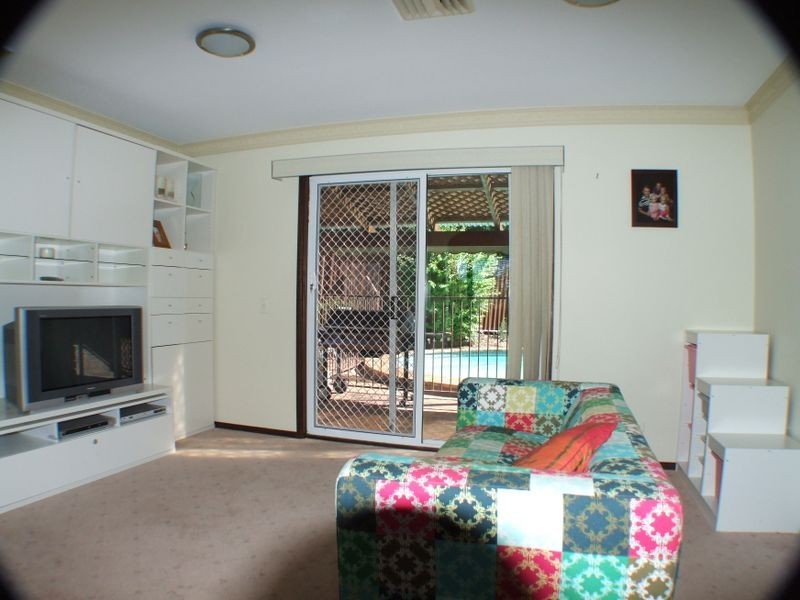 6 Norwood Place, Baulkham Hills NSW 2153