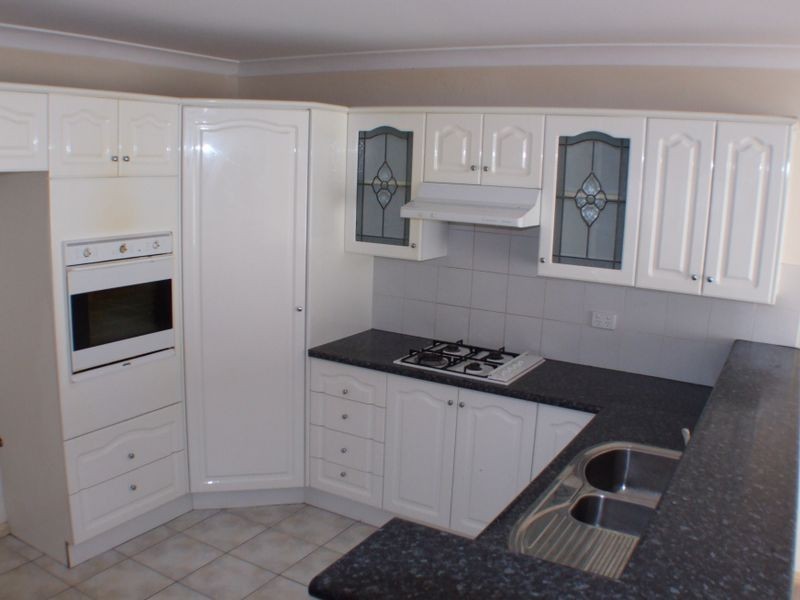 2A Roxburgh Place, Bella Vista NSW 2153