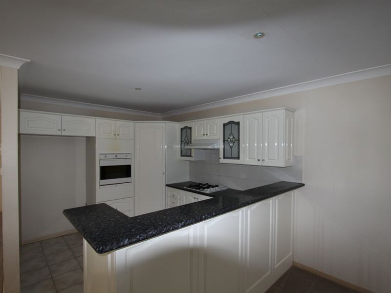 2A Roxburgh Place, Bella Vista NSW 2153