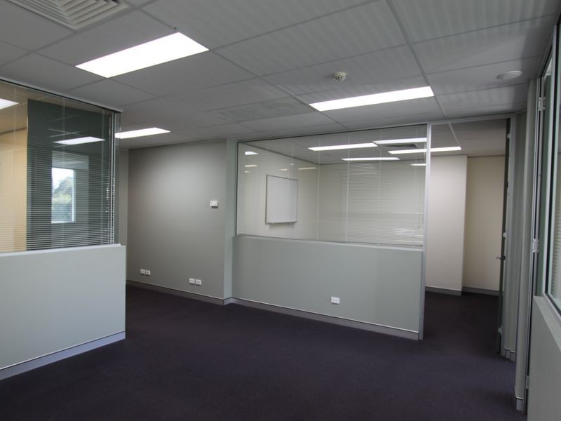 202/25 Solent Cct, Baulkham Hills NSW 2153