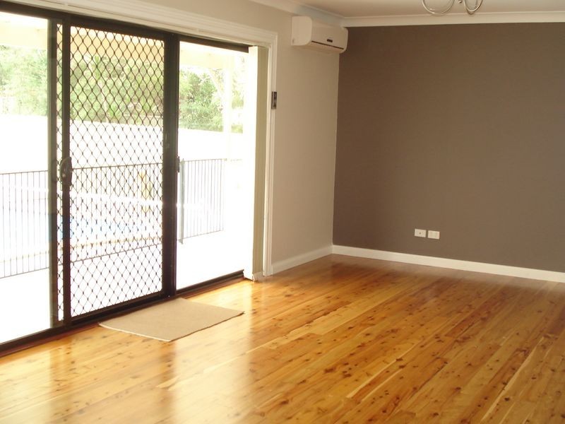 126b Cecil Ave, Castle Hill NSW 2154