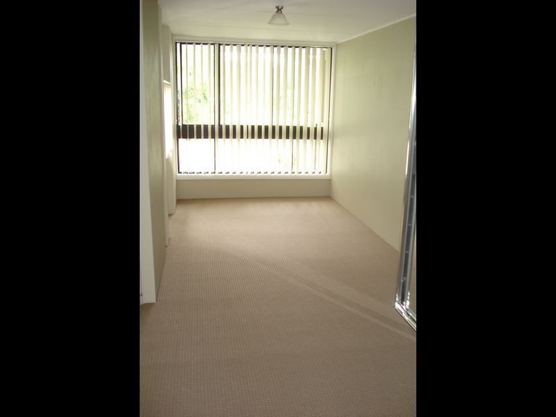 126b Cecil Ave, Castle Hill NSW 2154