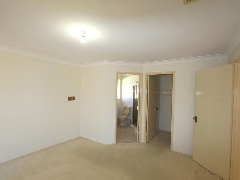 43 Springfield Cr, Bella Vista NSW 2153