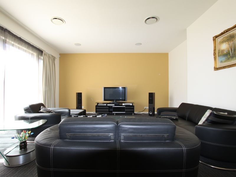 3 Rowenbrae Cres, Bella Vista NSW 2153