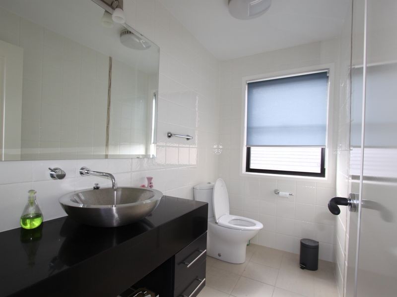 3 Rowenbrae Cres, Bella Vista NSW 2153