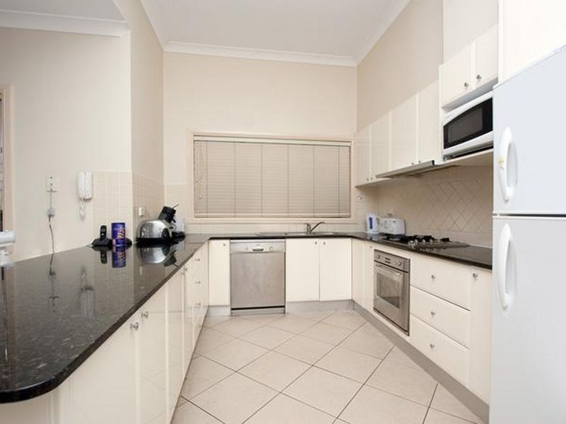 50 Linden Way, Bella Vista NSW 2153