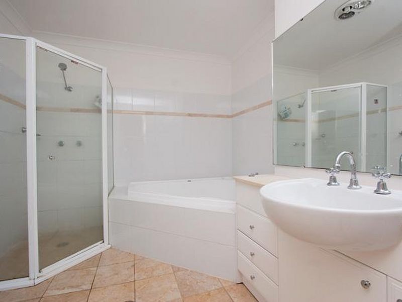 50 Linden Way, Bella Vista NSW 2153