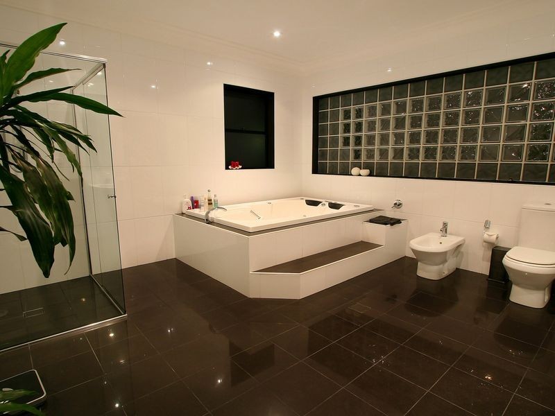 11 Blacksmith Crt, Bella Vista NSW 2153