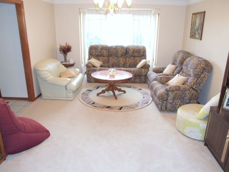 3 Roxburgh Pl, Bella Vista NSW 2153