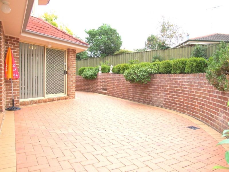 3 Roxburgh Pl, Bella Vista NSW 2153