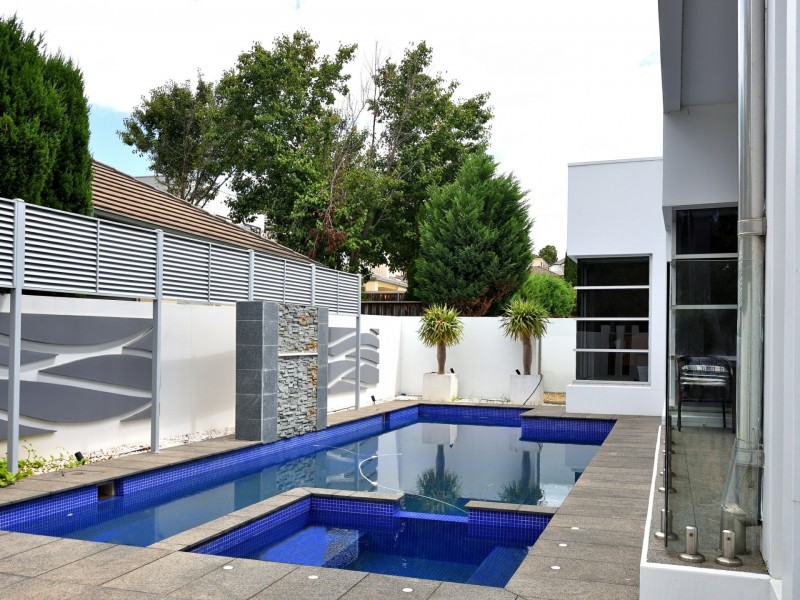 2 Ashburn Close, Bella Vista NSW 2153