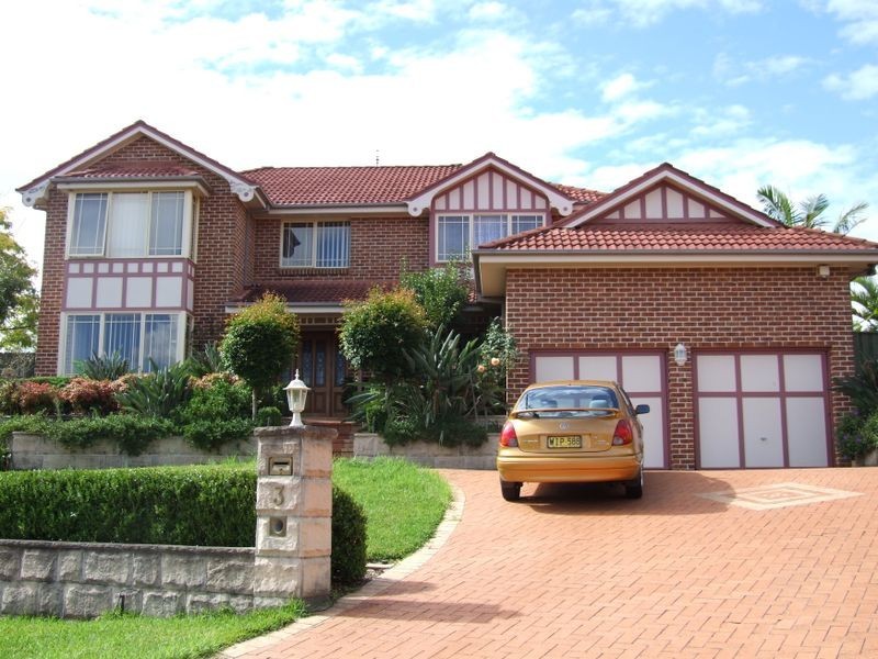 3 Roxburgh Pl, Bella Vista NSW 2153