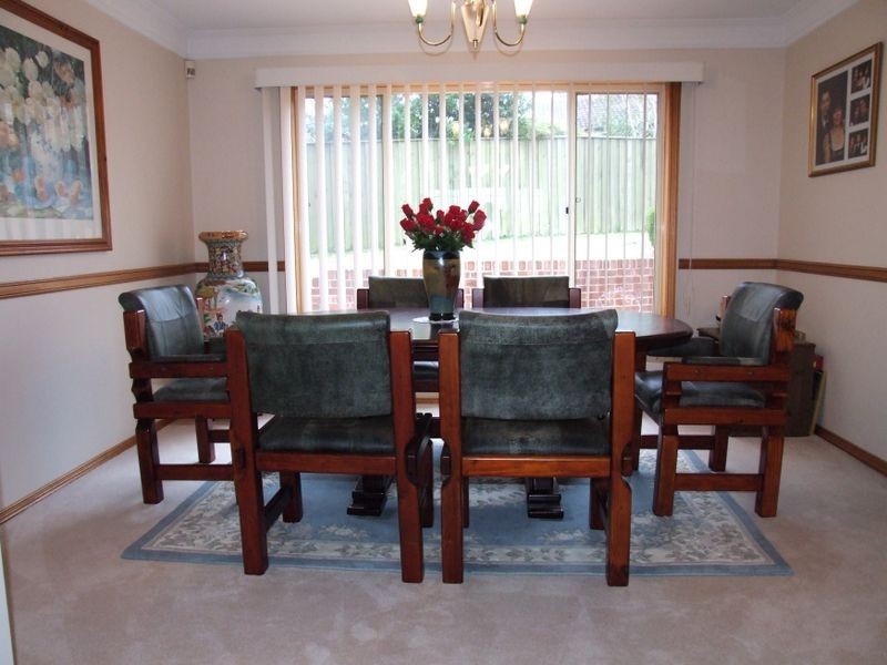 3 Roxburgh Pl, Bella Vista NSW 2153