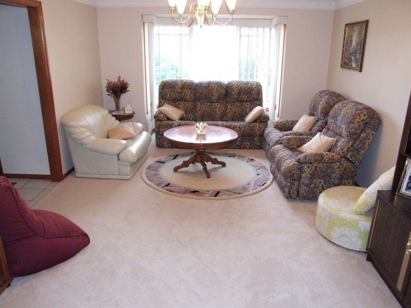 3 Roxburgh Pl, Bella Vista NSW 2153