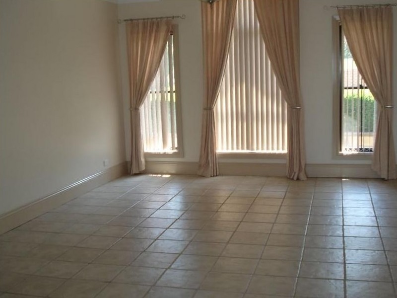 3 Zane Close, Bella Vista NSW 2153