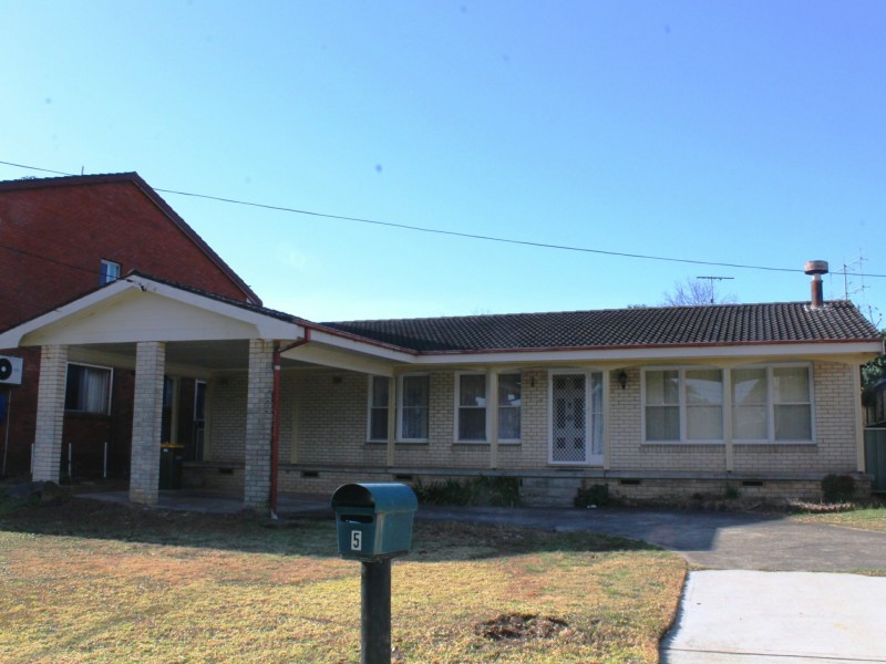 5 Brucedale Drive, Baulkham Hills NSW 2153