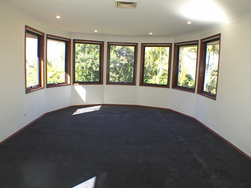 10 Stock Farm Avenue, Bella Vista NSW 2153