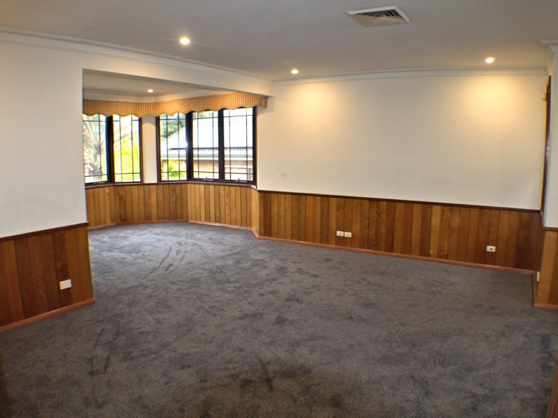 10 Stock Farm Avenue, Bella Vista NSW 2153