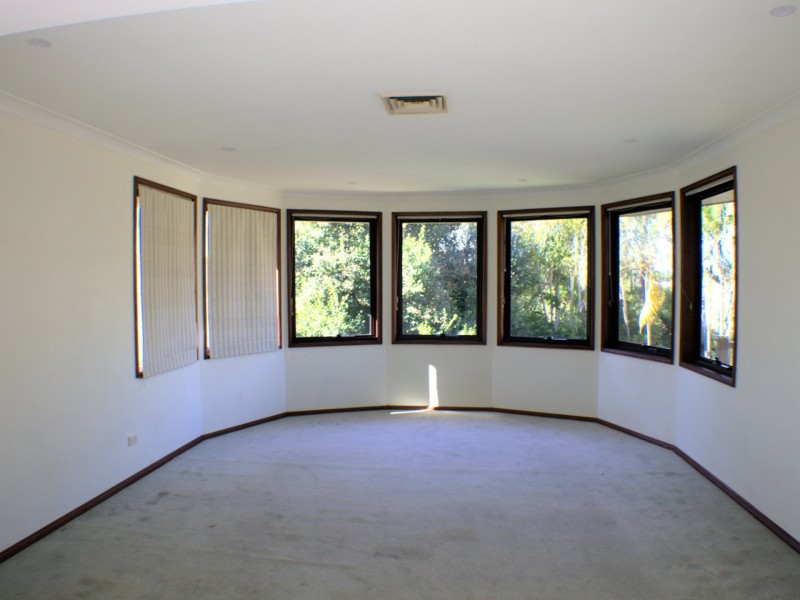 10 Stock Farm Avenue, Bella Vista NSW 2153