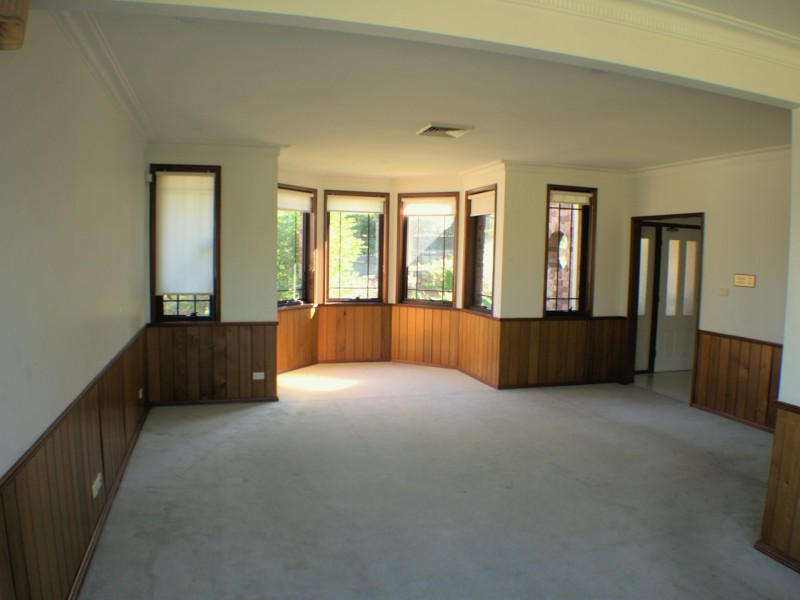 10 Stock Farm Avenue, Bella Vista NSW 2153