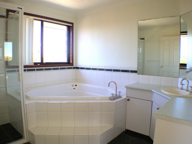 10 Stock Farm Avenue, Bella Vista NSW 2153