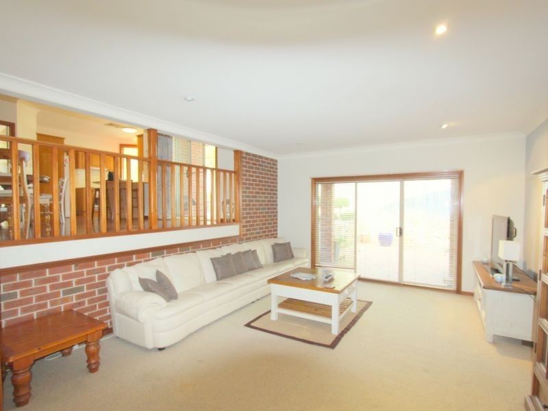 5 Cornwall Place, Bella Vista NSW 2153