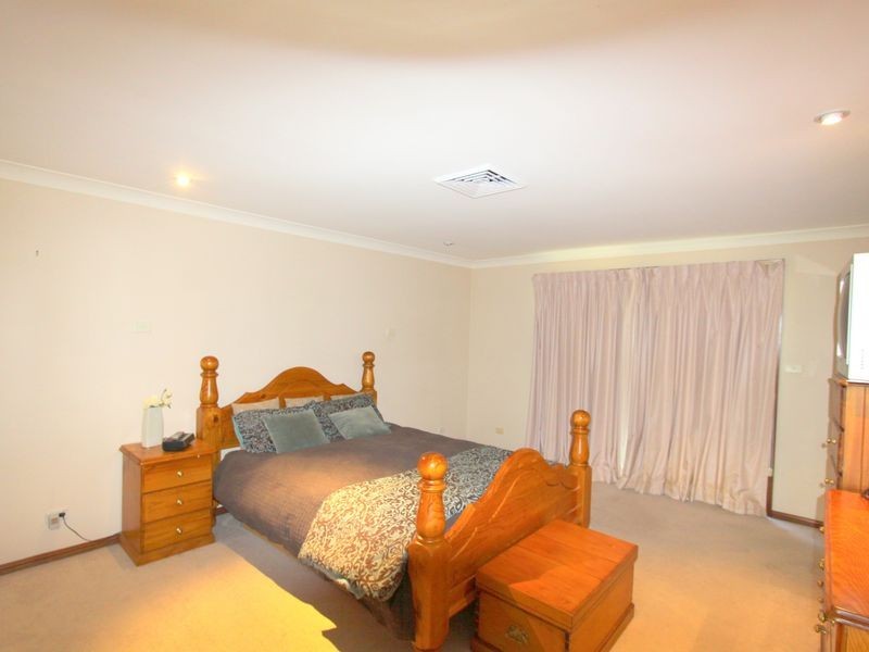 5 Cornwall Place, Bella Vista NSW 2153