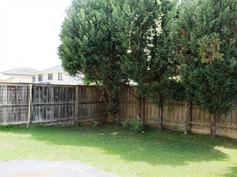 7 Benson Rd, Beaumont Hills NSW 2155